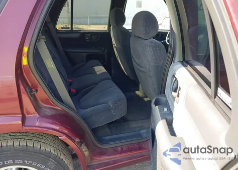 2000 GMC Jimmy Sle z USA, uszkodzony, nr VIN 1GKDT13W7Y2364600